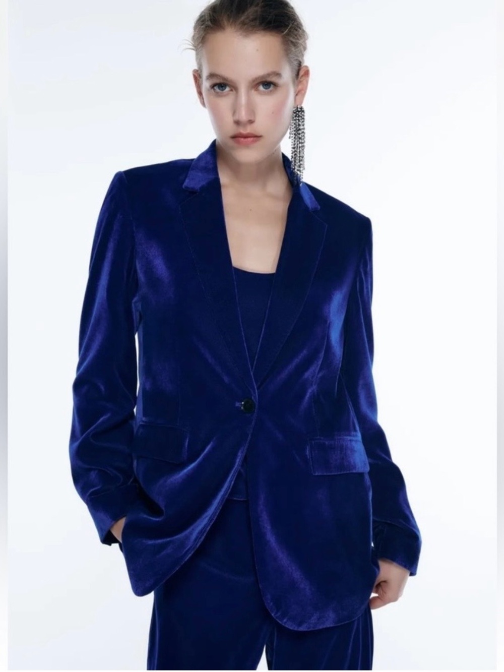 ZARA Women’s Blue Velvet One Button Blazer Size L